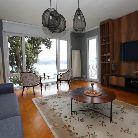 Exclusive Flat With Bosphorus View In Besiktas *